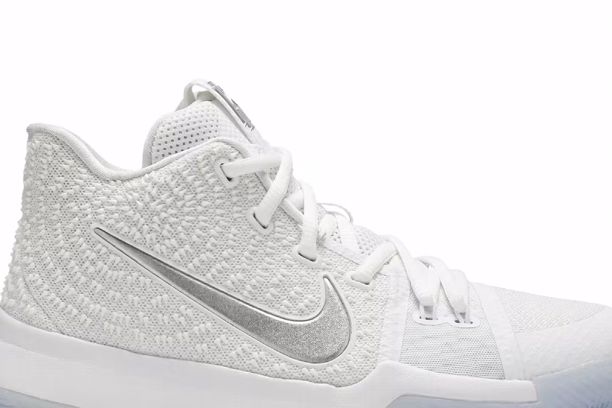 Nike Kyrie 3 GS White Chrome, view 3