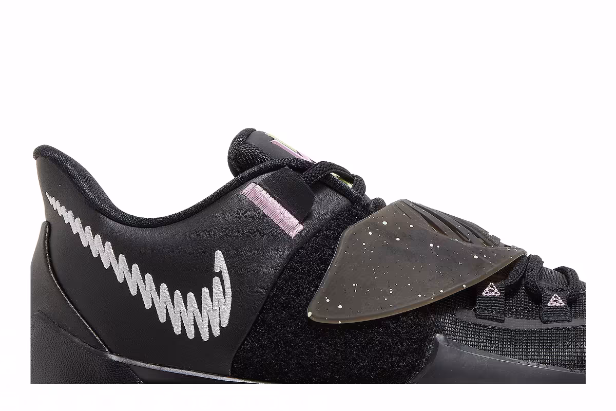 Nike Kyrie Low 3 EP Black, view 3