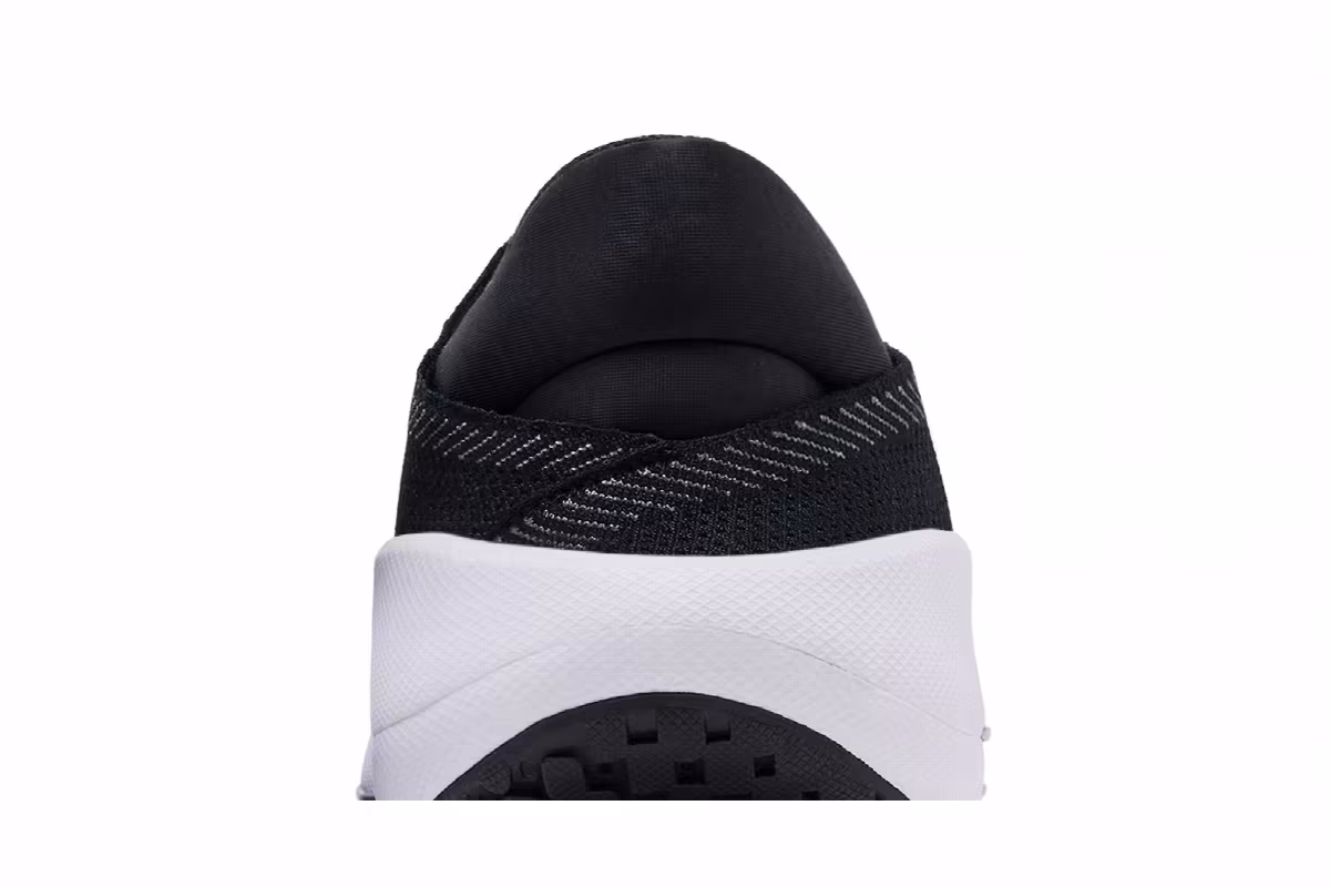 Nike Women's Reina EasyOn Black White, view 8