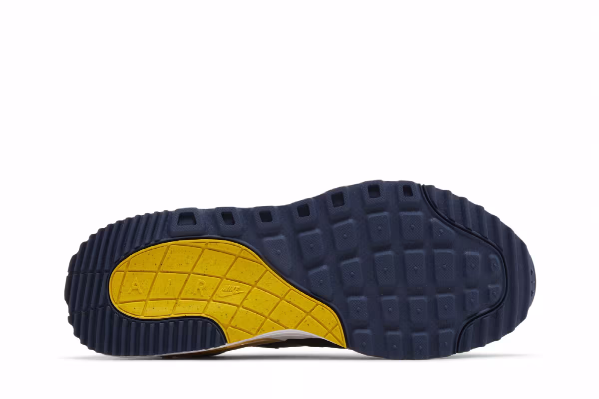 Nike Air Max SYSTM Michigan, view 5