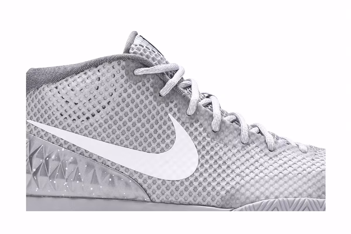 Nike Kyrie 1 Wolf Grey, view 3