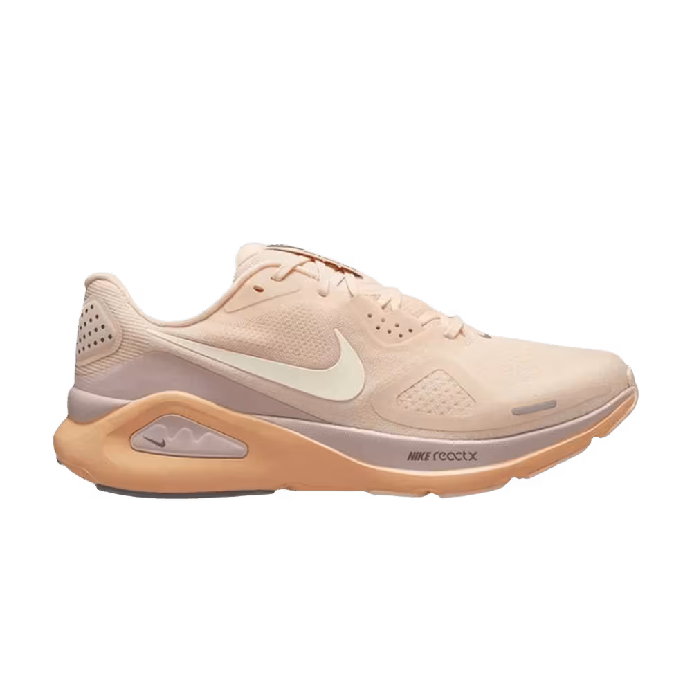 Nike Women's Structure 26 Dark Beige