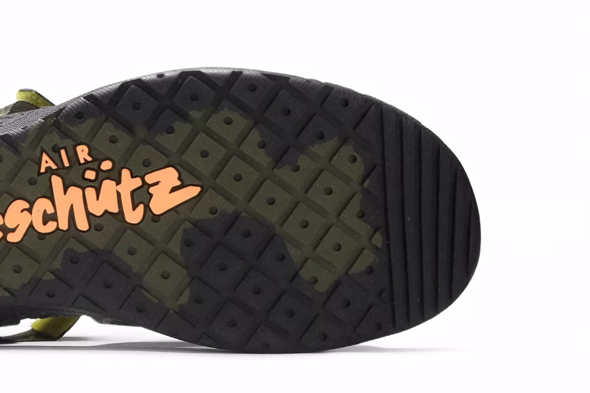 Sig Zane x Nike ACG Air Deschutz+ Olive Canvas, view 6