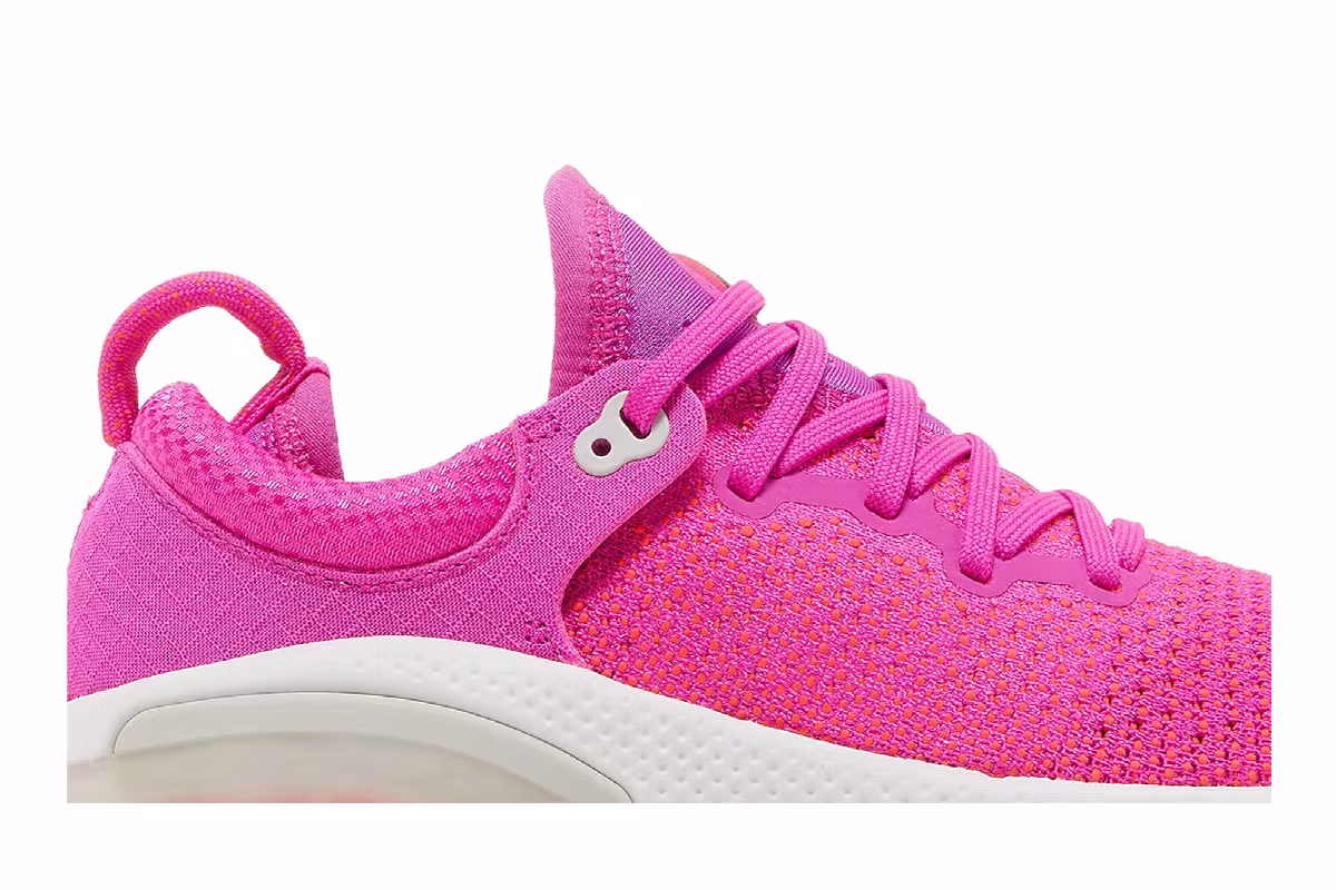 Nike Women's Joyride Run Flyknit Fire Pink, view 3