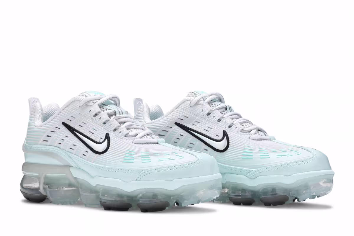 Nike Women's Air VaporMax 360 Light Aqua, view 9