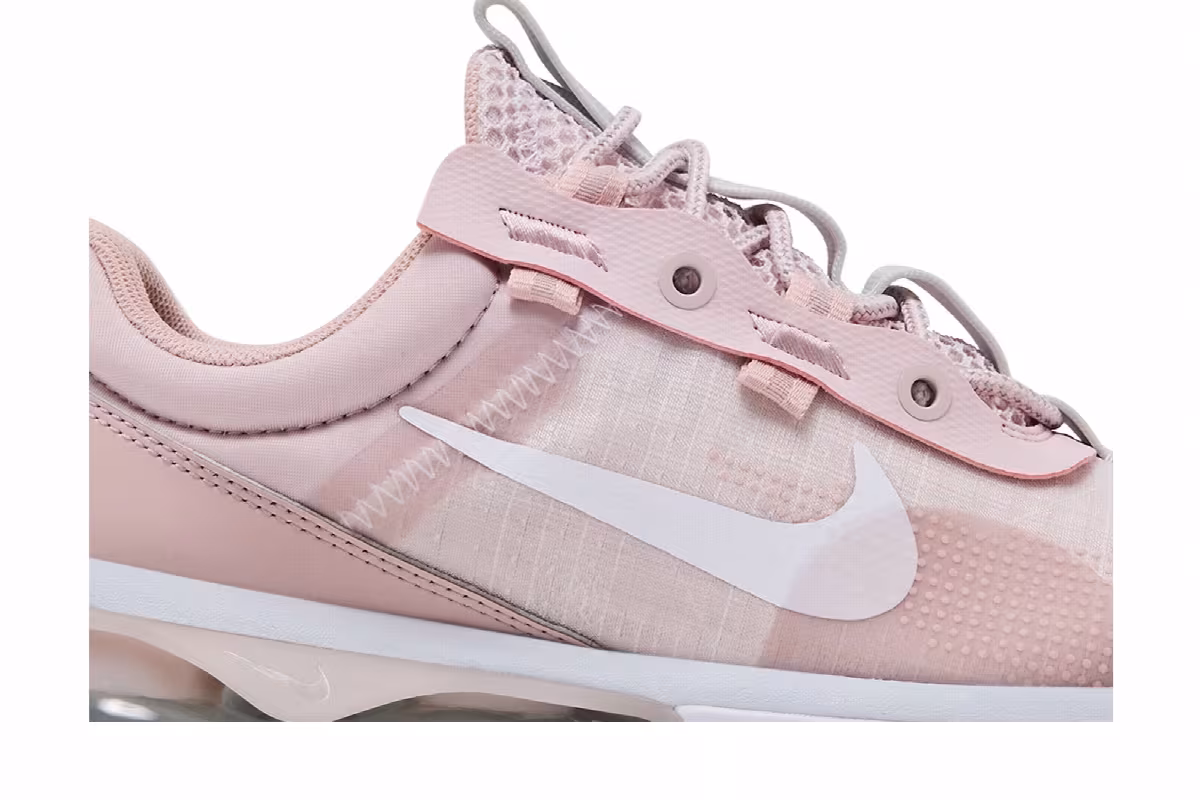 Nike Women's Air Max 2021 Barely Rose, view 3
