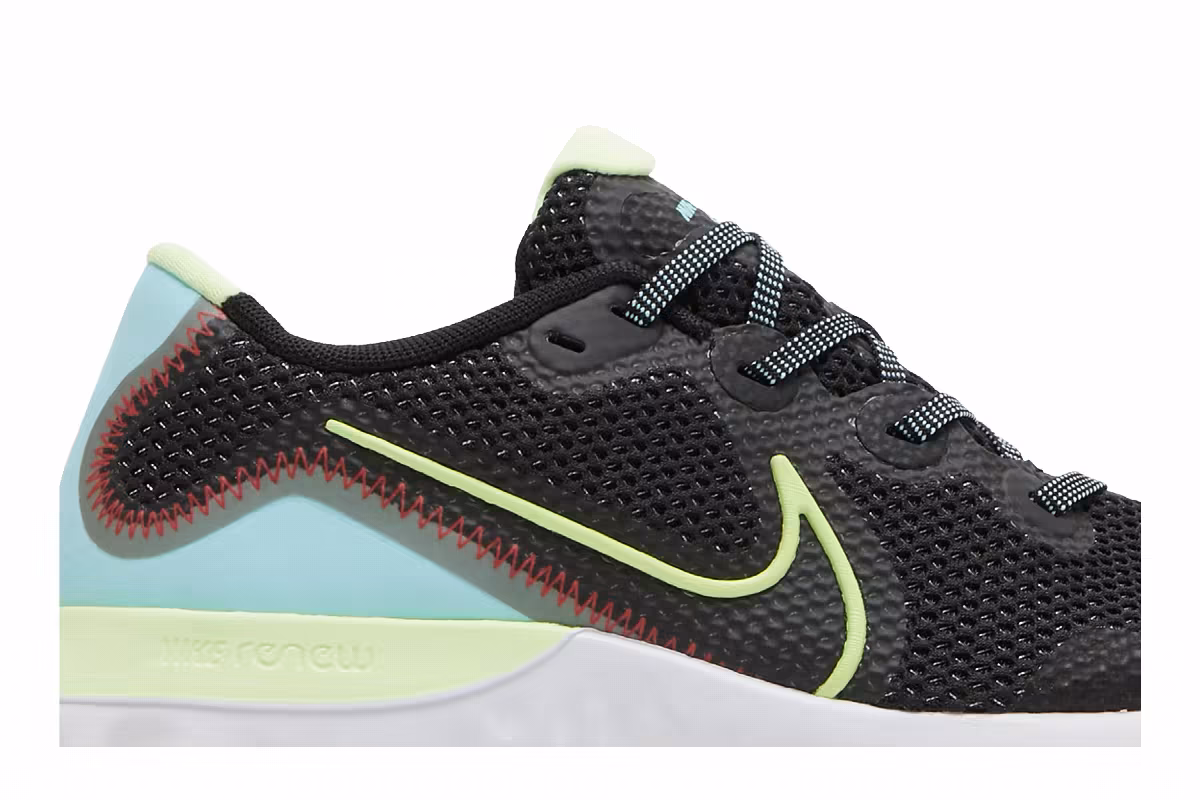 Nike Women's Renew Run Black Volt Glacier Ice, view 3
