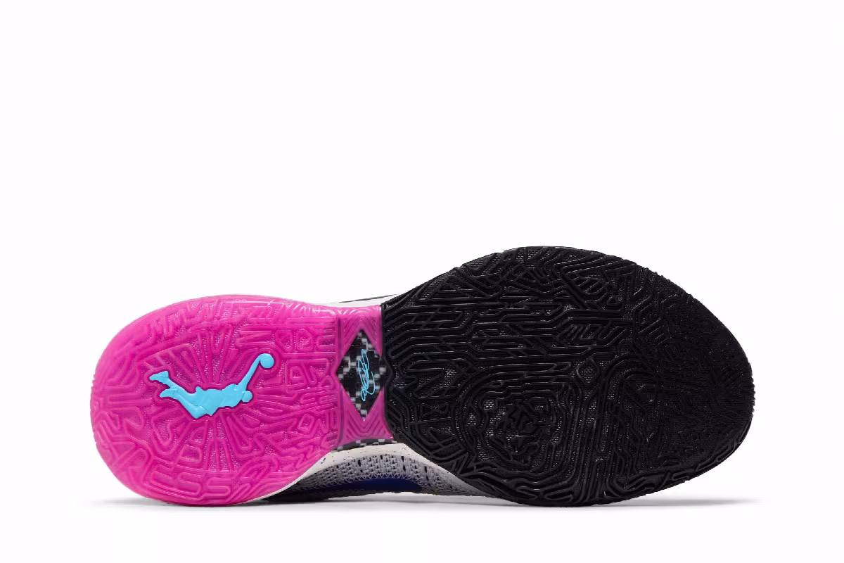 Nike LeBron 20 EYBL, view 5