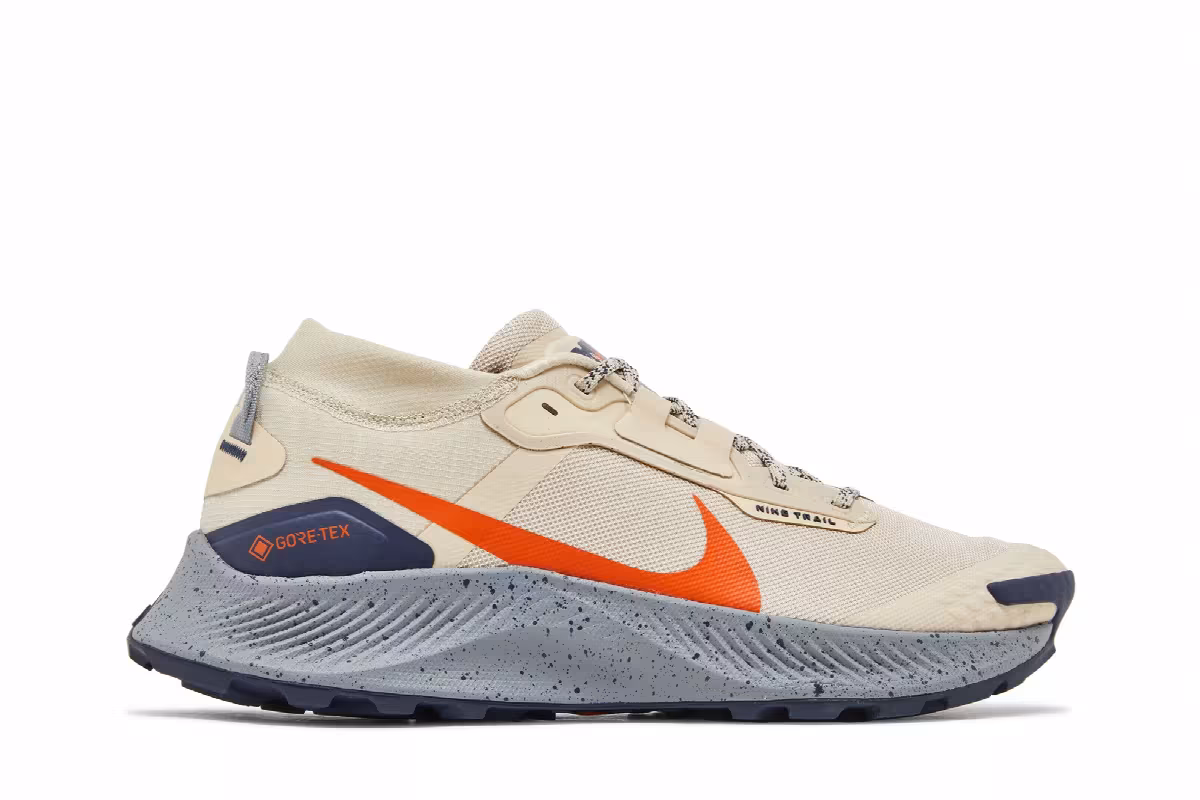 Nike Pegasus Trail 3 GTX Rattan Campfire Orange, view 2
