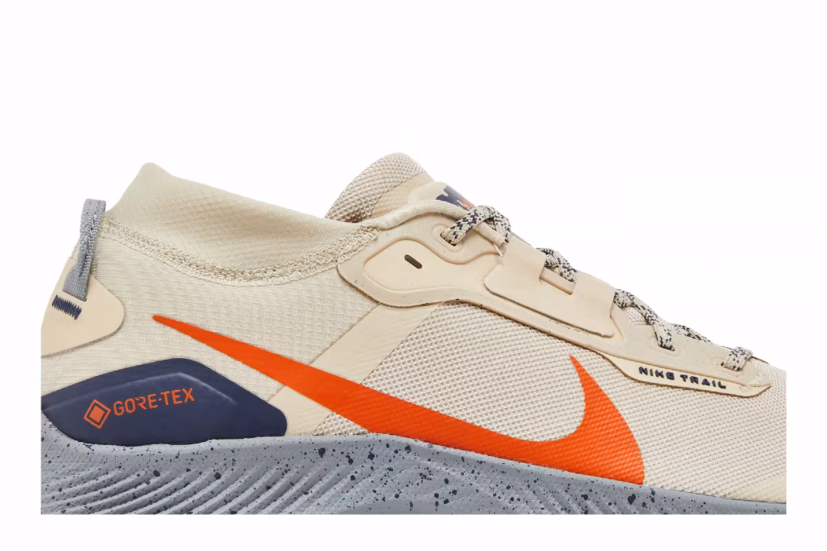 Nike Pegasus Trail 3 GTX Rattan Campfire Orange, view 3