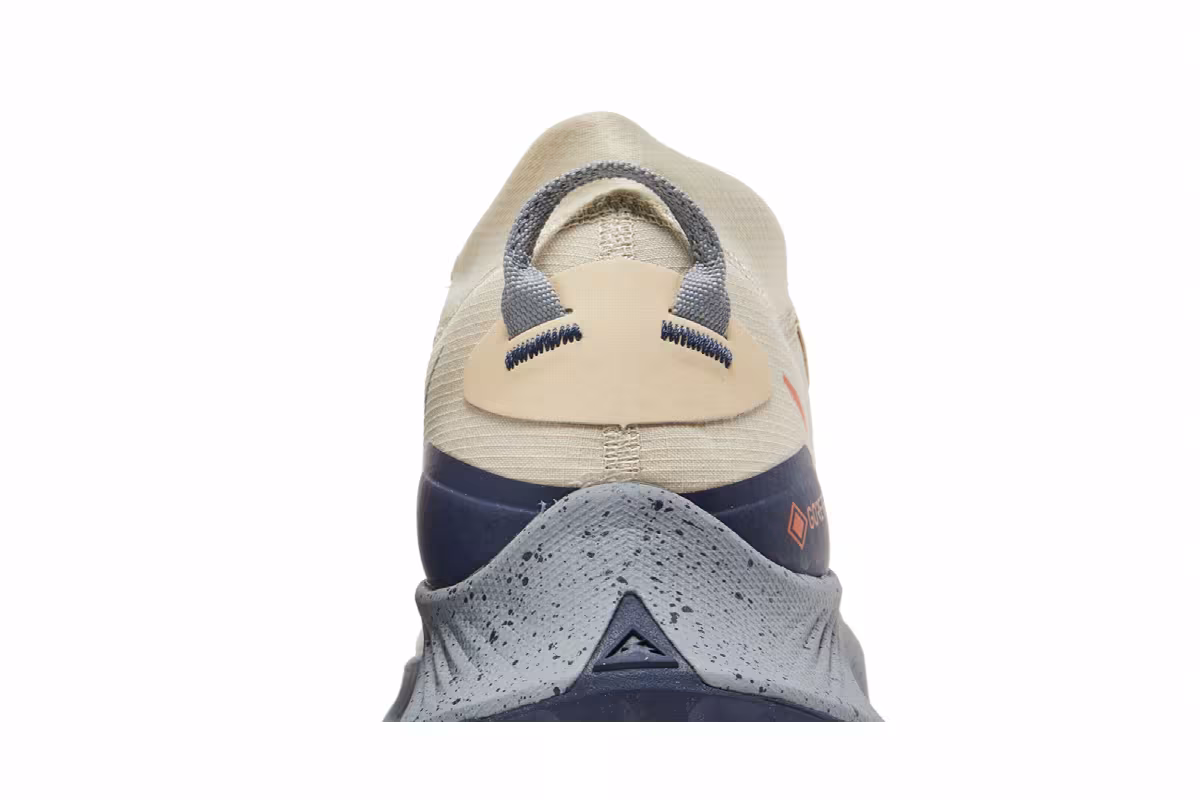 Nike Pegasus Trail 3 GTX Rattan Campfire Orange, view 8