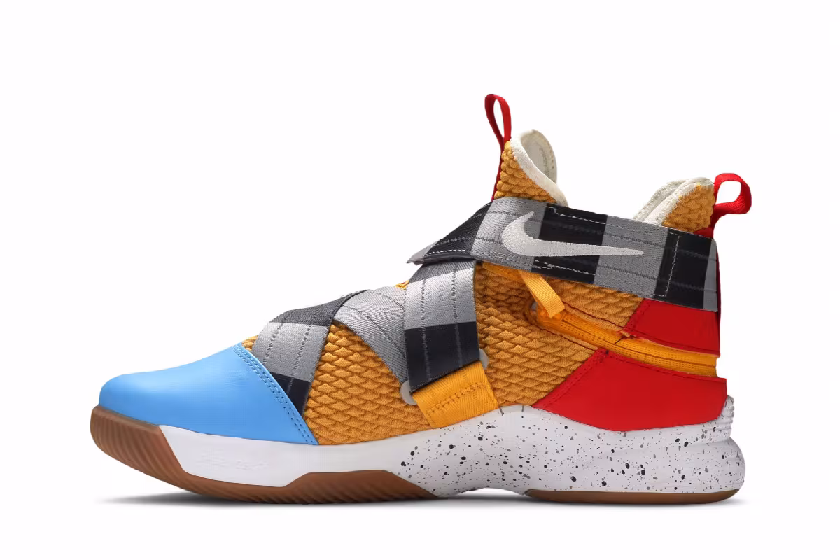 Nike LeBron Soldier 12 FlyEase Extra-Wide Toy Story, view 4