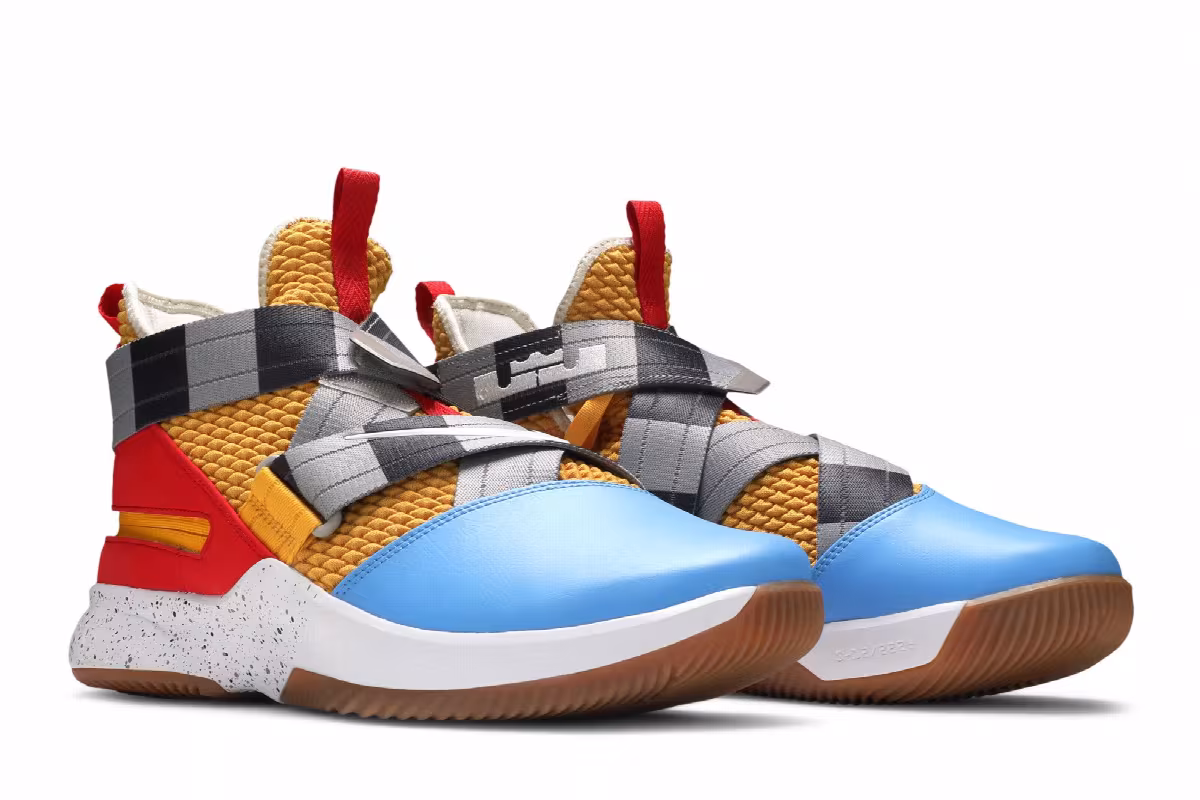 Nike LeBron Soldier 12 FlyEase Extra-Wide Toy Story, view 9