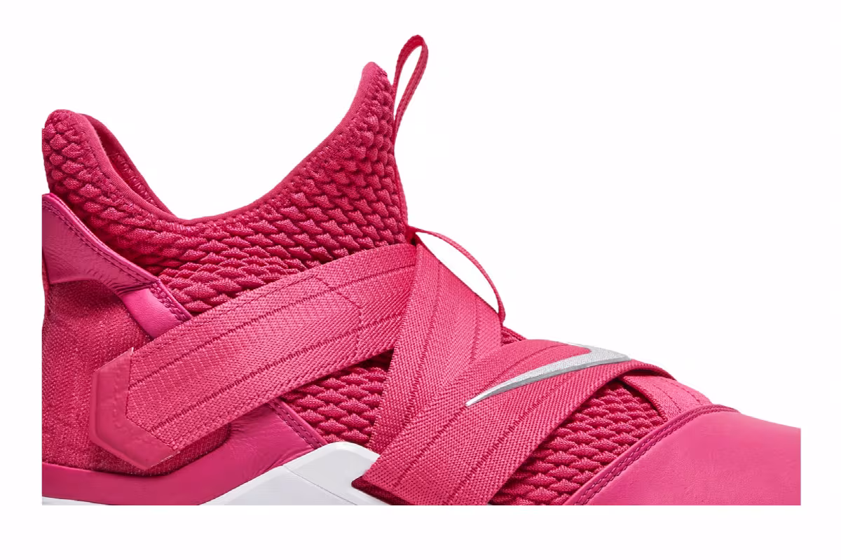 Nike LeBron Soldier 12 TB Breast Cancer Awareness, view 3