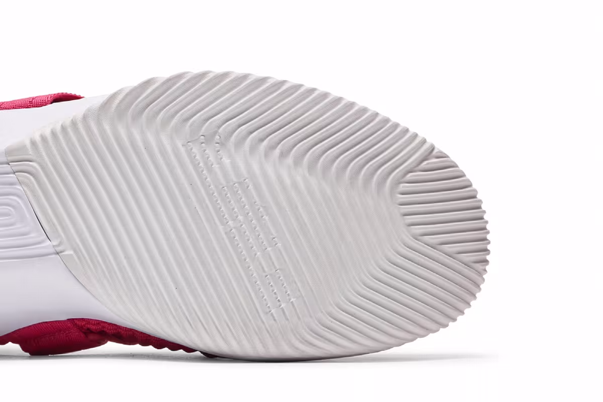 Nike LeBron Soldier 12 TB Breast Cancer Awareness, view 6
