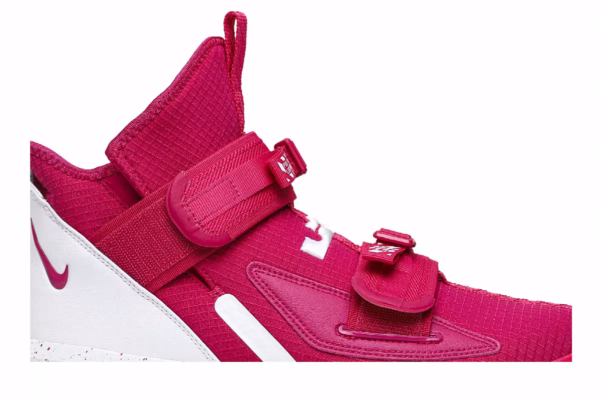 Nike LeBron Soldier 13 TB Vivid Pink, view 3