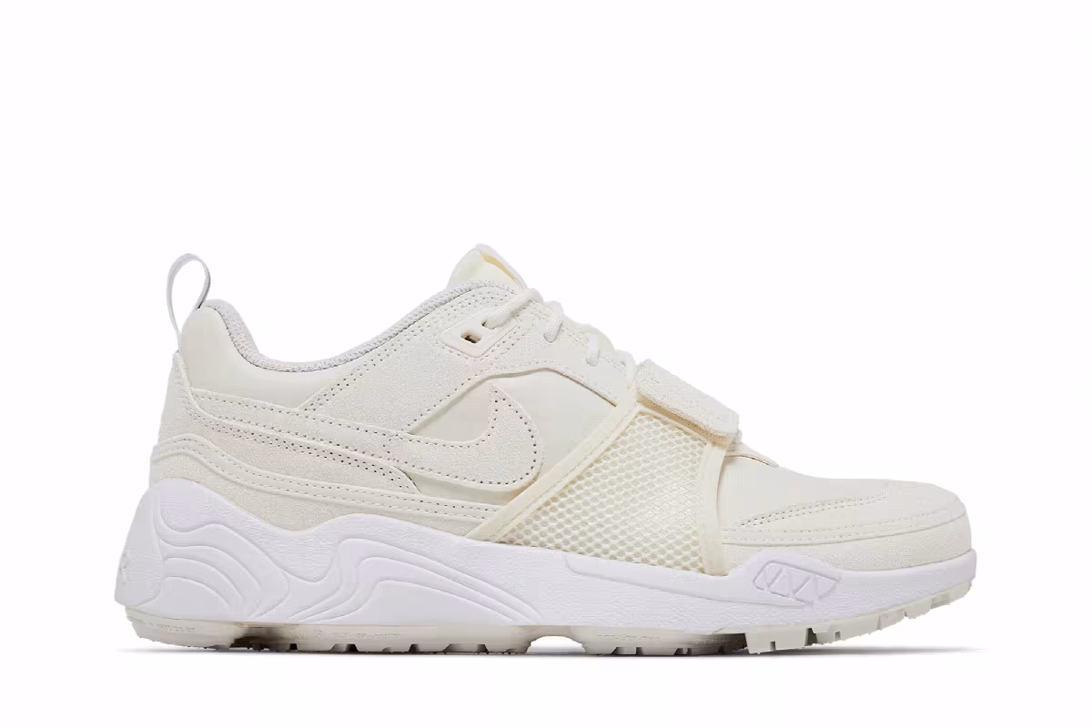 Travis Scott x Nike Zoom Field Jaxx SP Sail, view 2