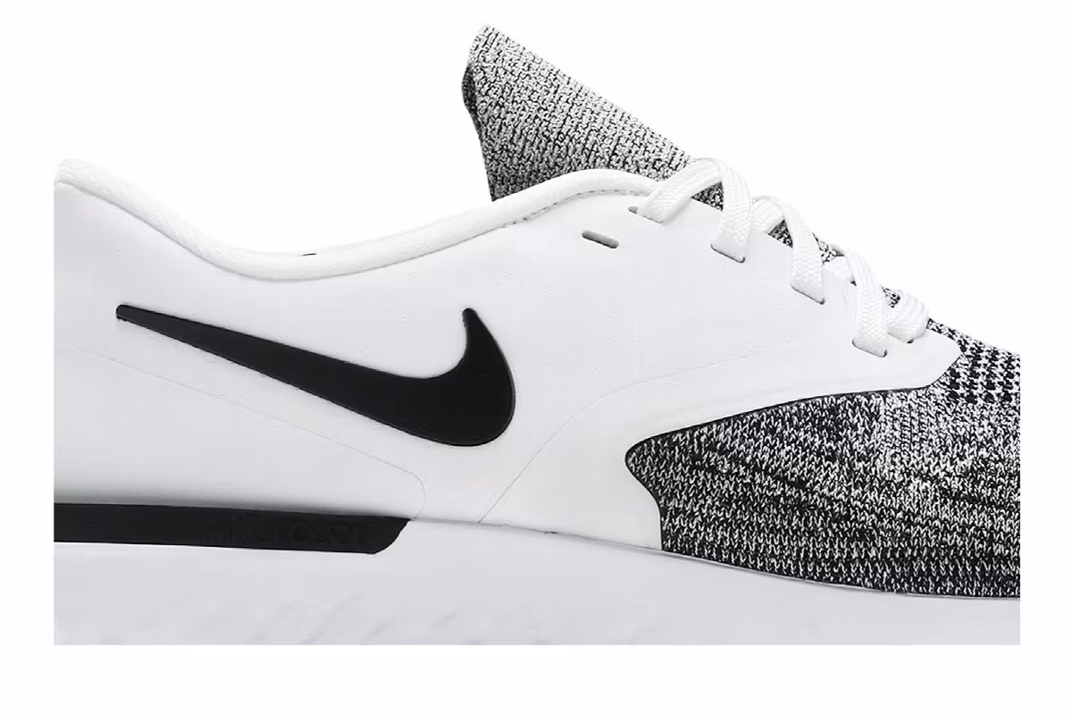 Nike Odyssey React 2 Flyknit White Black, view 3