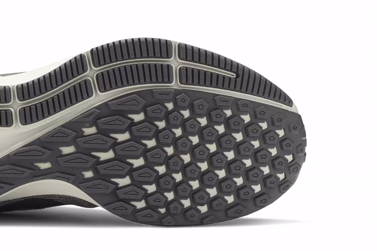 Nike Air Zoom Pegasus 35 Phantom, view 6