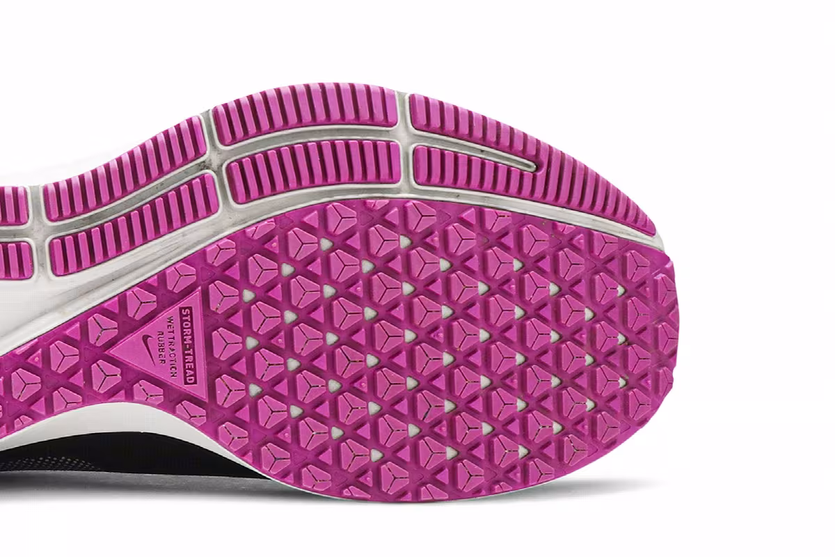 Nike Air Zoom Pegasus 35 Shield NRG Hyper Violet, view 6