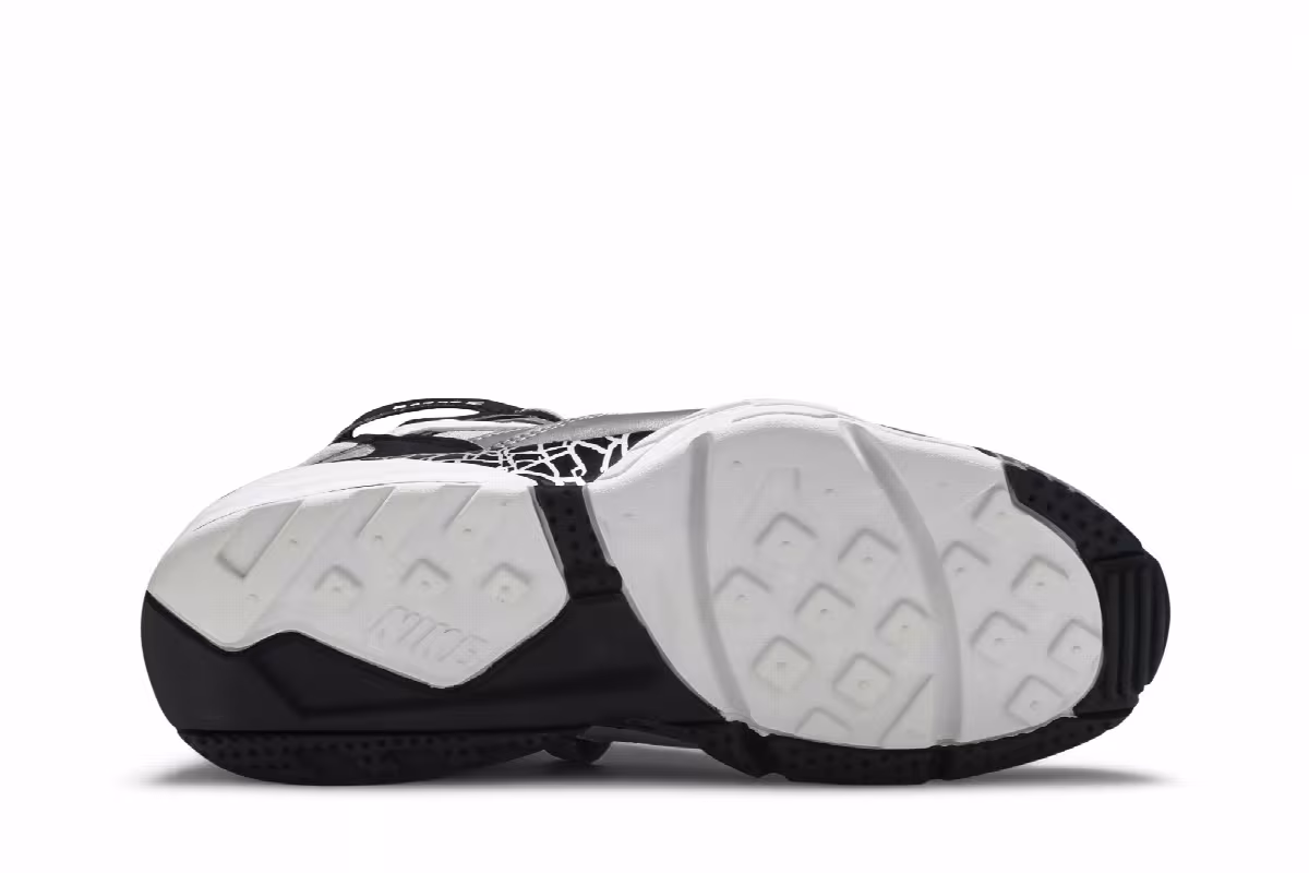 Nike Air Trainer Max 91 Qs NFL Oakland Raiders, view 5