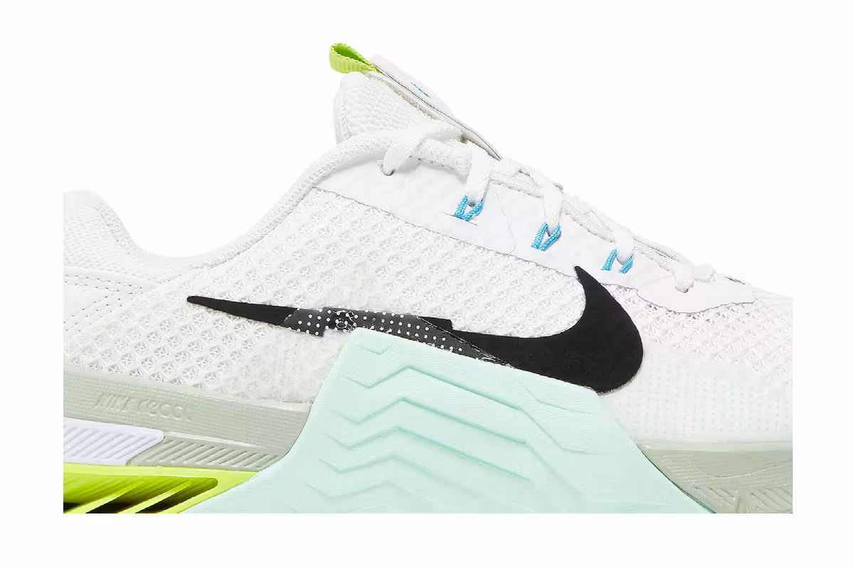 Nike Women's Metcon 7 White Seafoam, view 3