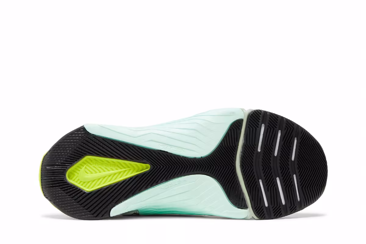 Nike Women's Metcon 7 White Seafoam, view 5