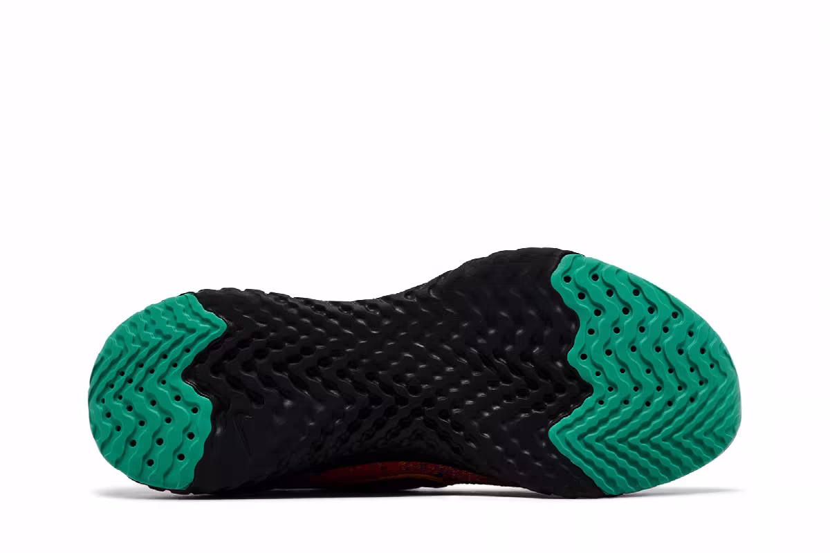 Nike Women's Epic React Flyknit 2 Black Ember Glow, view 5