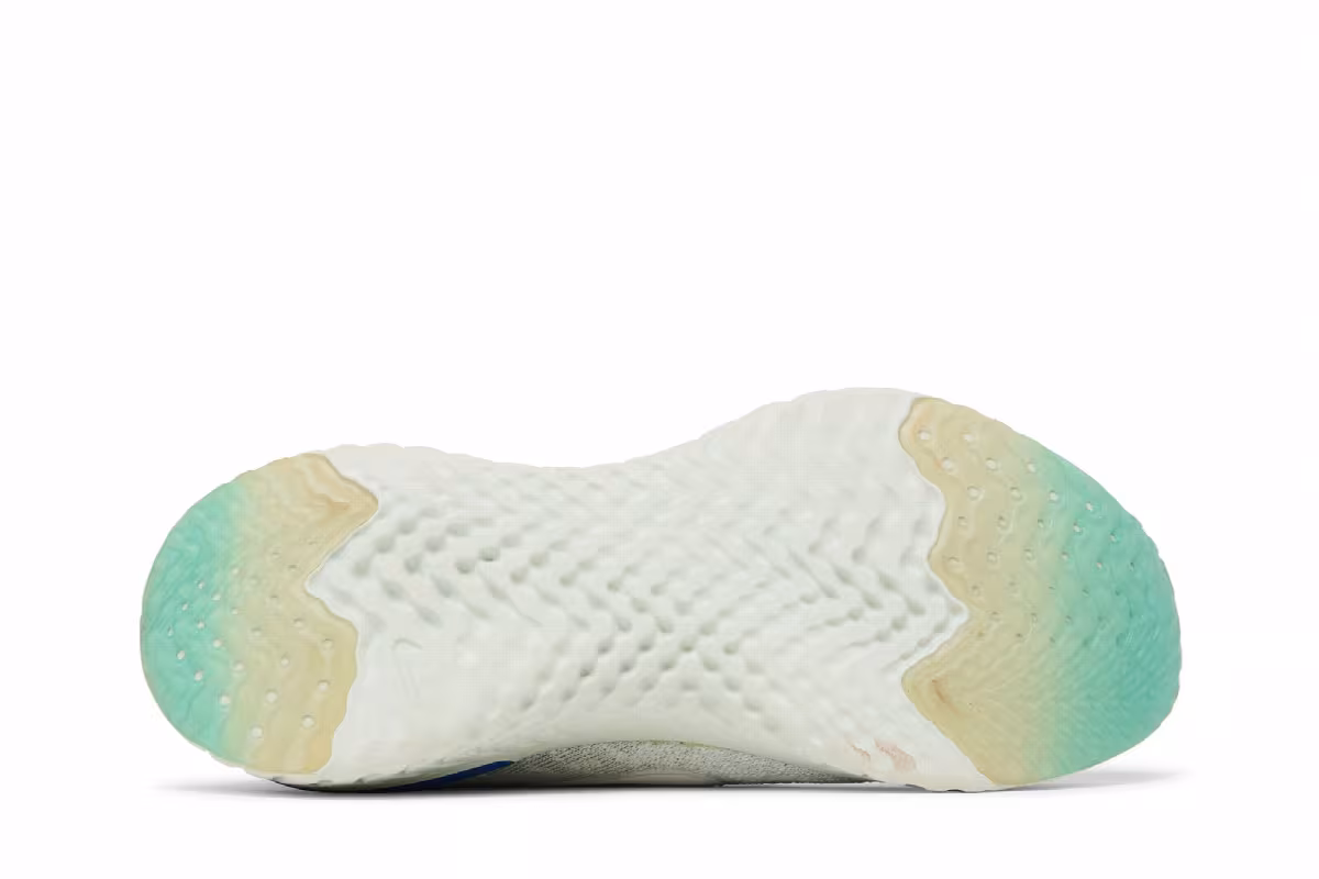 Nike Women's Epic React Flyknit 2 White Light Aqua, view 5