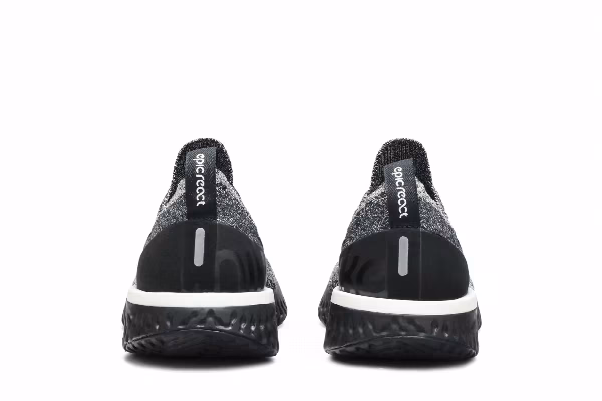 Nike Women's Epic React Flyknit Oreo, view 7