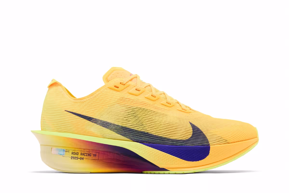 Nike Women's ZoomX Vaporfly 4 Citron Pulse, view 2