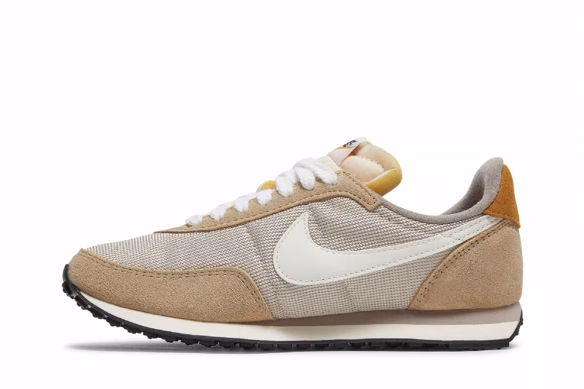 Nike Women's Waffle Trainer 2 SE Desert Sand, view 4