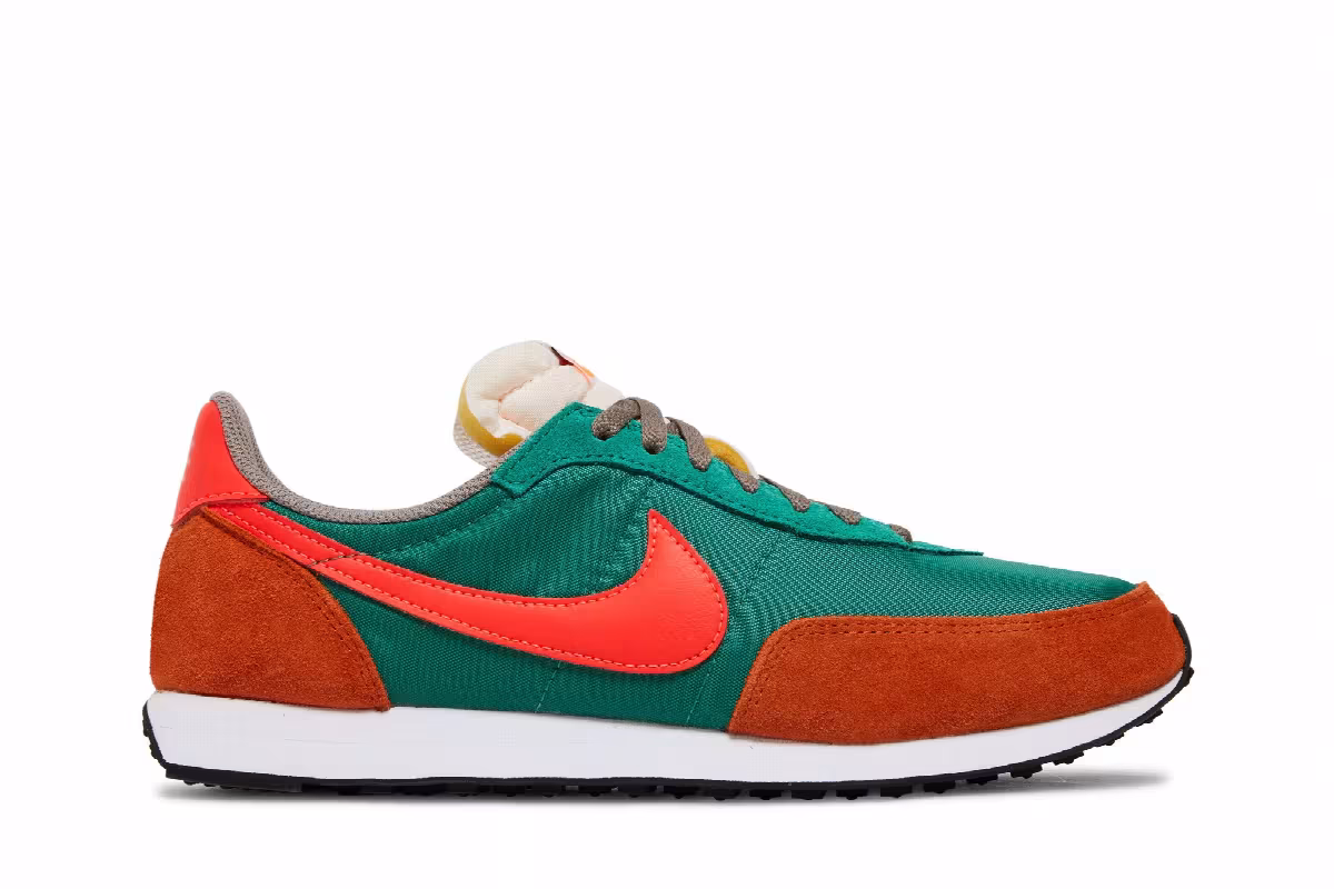 Nike Waffle Trainer 2 Green Noise, view 2