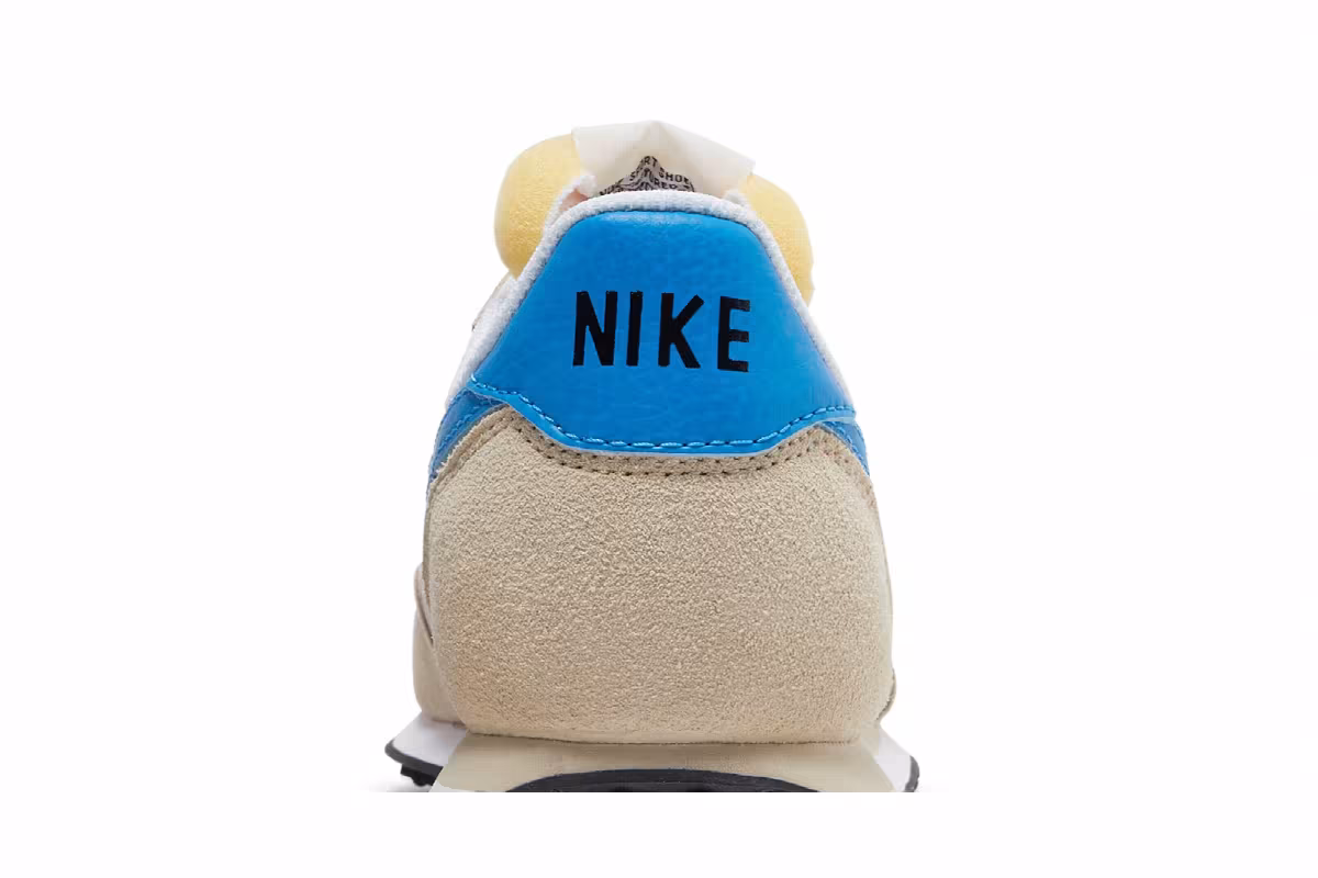 Nike Women's Waffle Trainer 2 Rattan Photo Blue, view 8