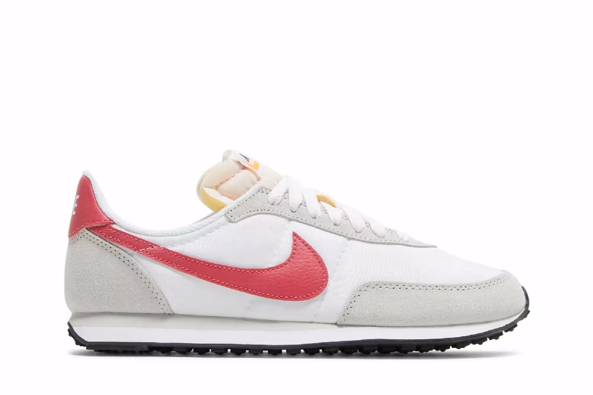 Nike Women's Waffle Trainer 2 Photon Dust Archaeo Pink, view 2