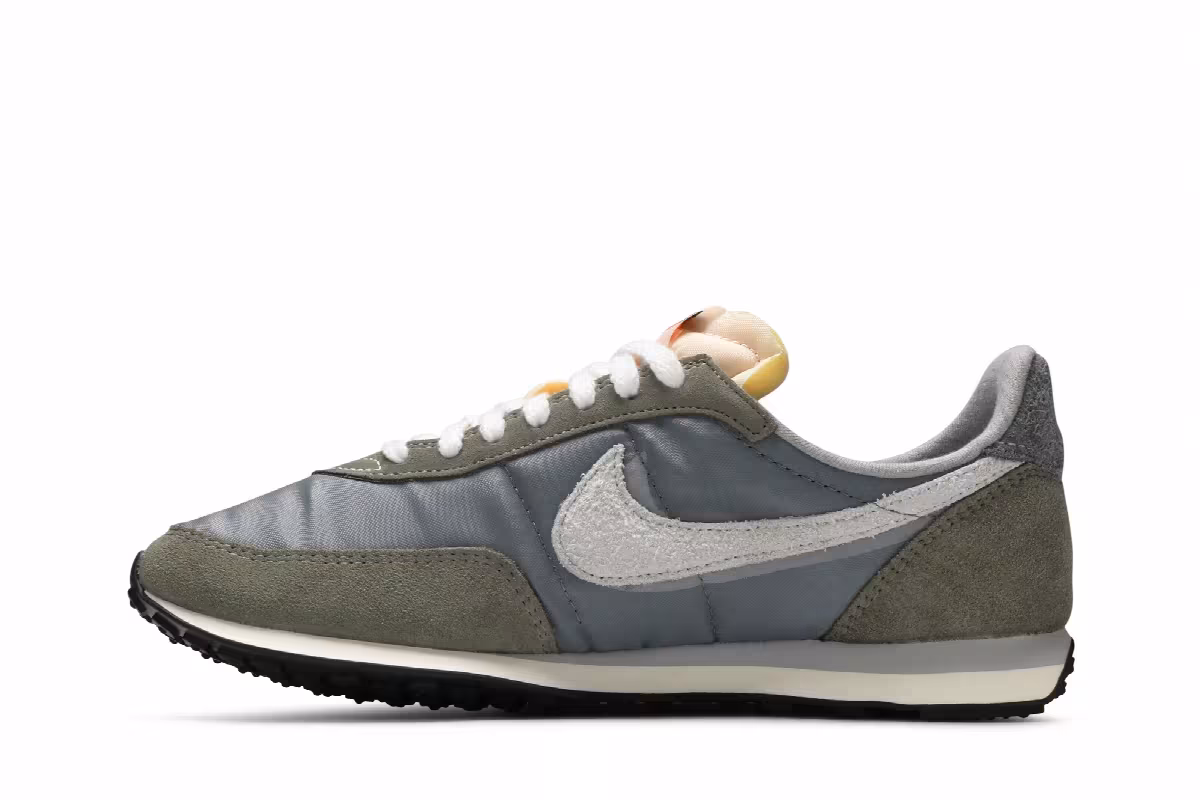 Nike Waffle Trainer 2 SE Mountain White, view 4