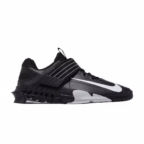 Nike Savaleos 'Black White' Sample