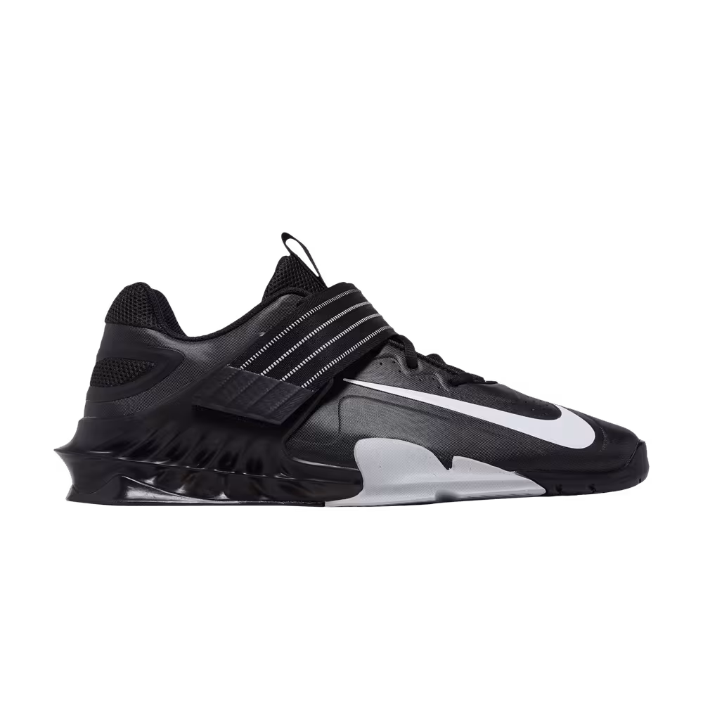 Nike Savaleos Black White
