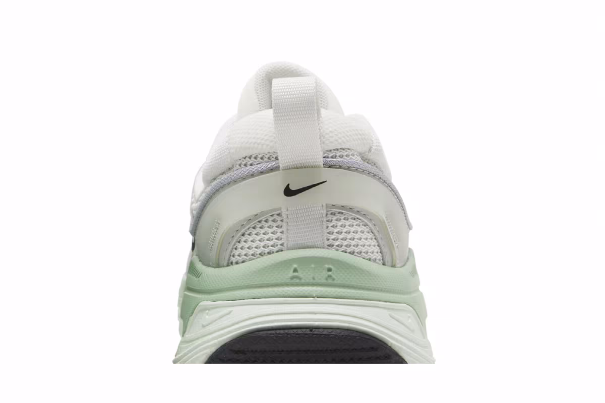 Nike Women's Air Max Bliss White Silver Sage, view 8