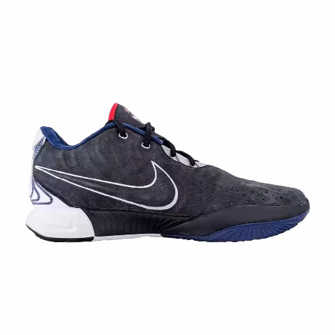 Nike LeBron 21 'UCONN Alternate' PE