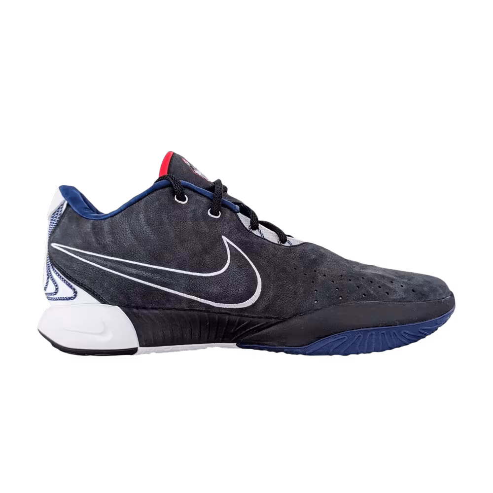 Nike LeBron 21 UCONN Alternate