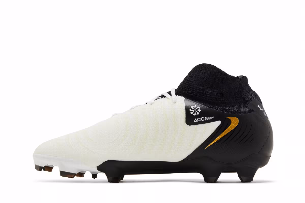Nike Phantom Luna 2 Pro FG White Black Metallic Gold Coin, view 4