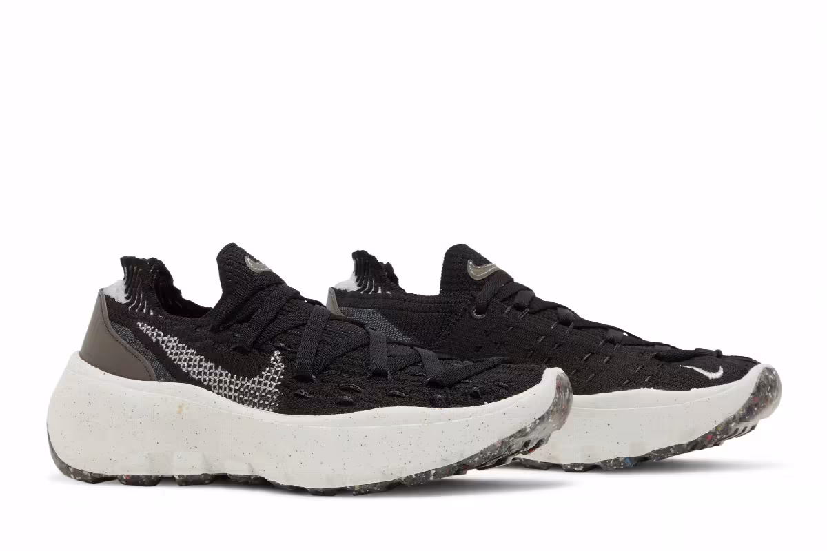 Nike Women's Space Hippie 04 Oreo, view 9