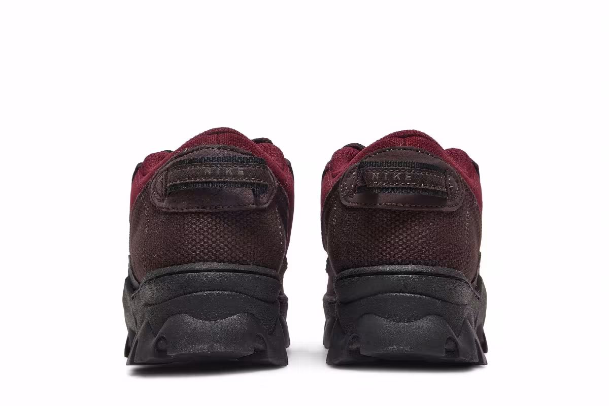 Nike Women's Lahar Low Canvas Madeira Dark Beetroot, view 7