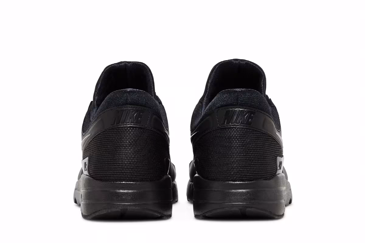 Nike Air Max Zero Essential Triple Black, view 7