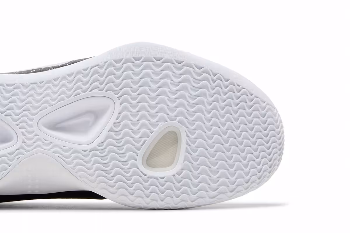 Nike Hyperdunk X Low, view 6