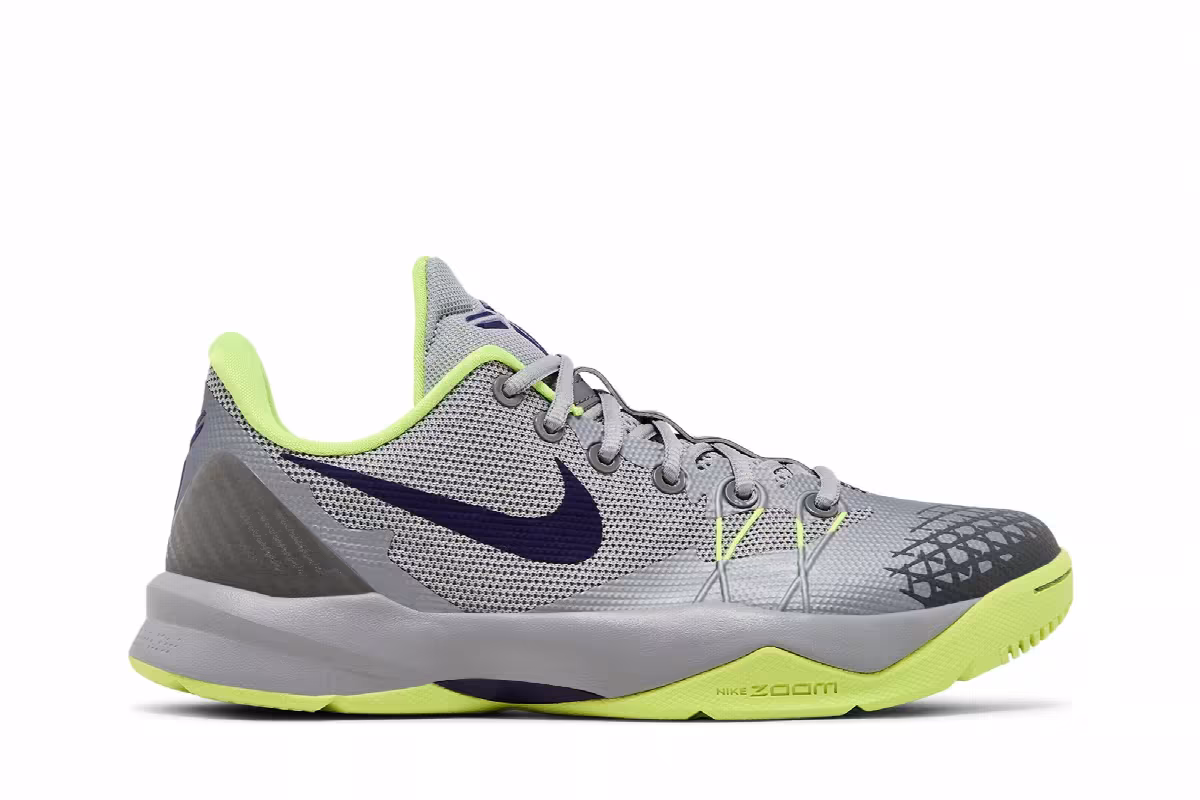 Nike Zoom Kobe Venomenom 4, view 2