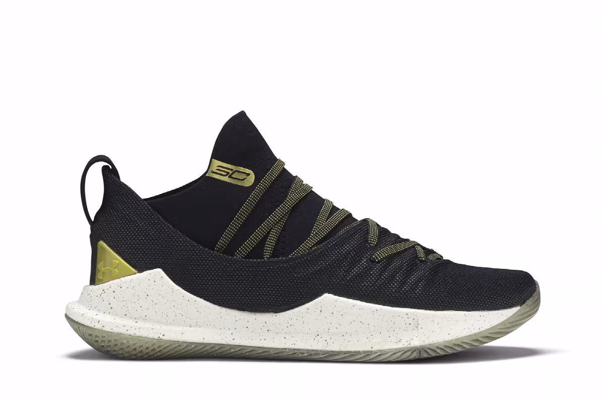 Under Armour Curry 5 Championship Pack, view 2