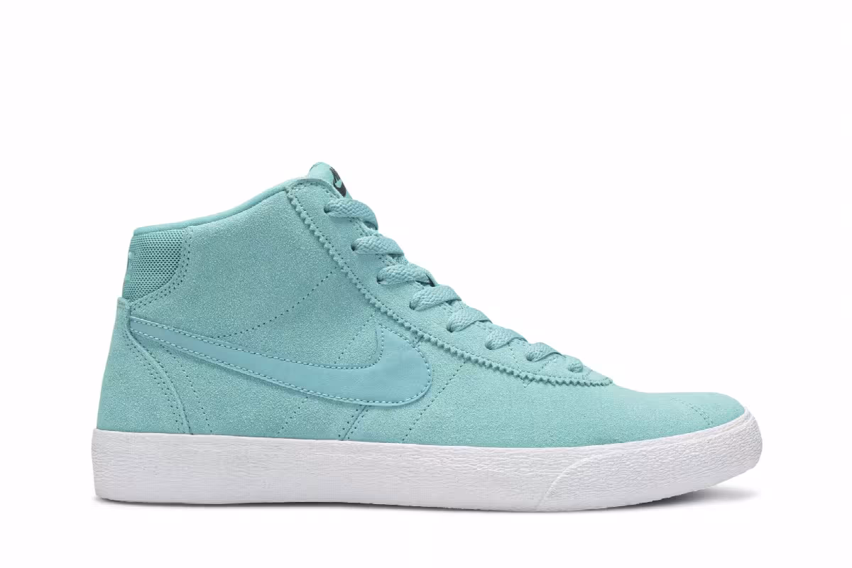 Nike Women's Bruin High SB Cabana, view 2