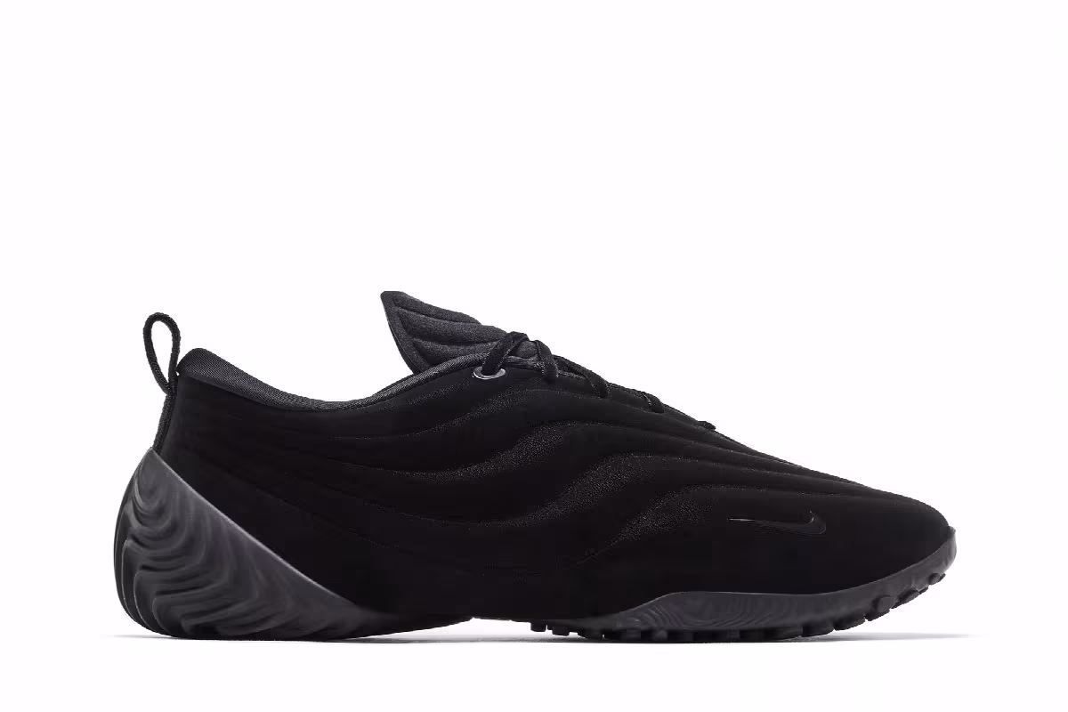 Nike Women's Astra Ultra Triple Black, view 2